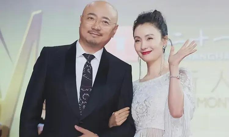徐峥被曝骚扰人妻嫖娼，和美女亲密多次被拍，陶虹不在乎肉体出轨（组图） - 8