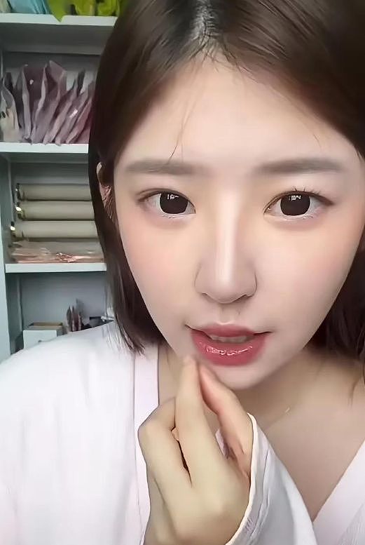 黄一鸣独养“国民老公”私生女，2岁闪闪成王健林心头肉？（组图） - 12