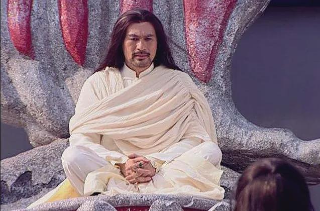 香港巨星二度自杀！戏中睡遍三级片女星，戏外三面就敢私定终生（组图） - 8