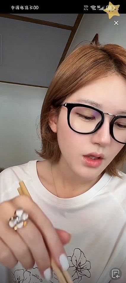 赵露思违约金传高达4亿！律师：患重度抑郁症不能作无责解约依据（组图） - 8