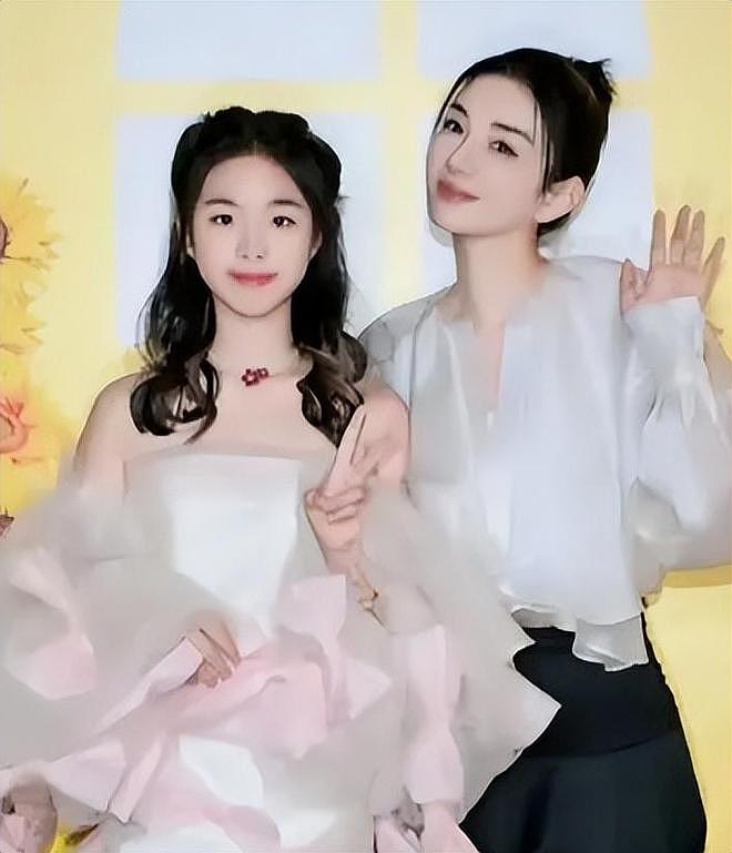 丢了面子输了里子，同样是离婚带娃，董璇和黄奕的女儿差距太明显（组图） - 23