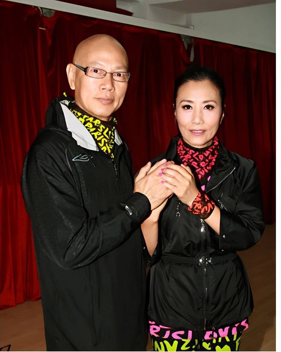 罗家英再曝家事,两夫妻经常吵架,汪明荃靠报道得知他患癌详情(组图) - 6