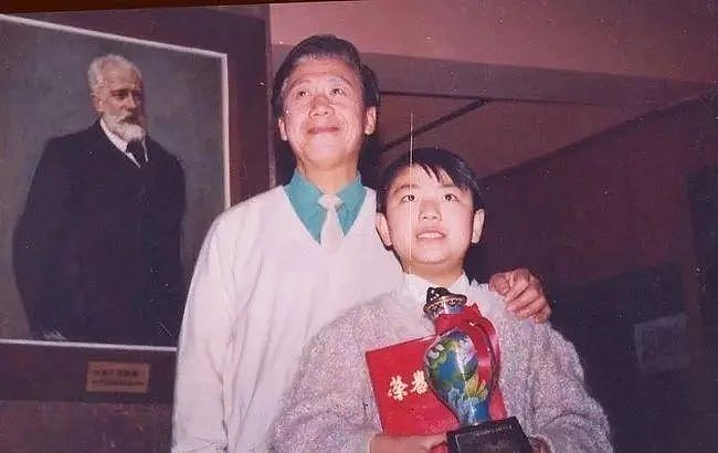 棍棒之下,无处可逃的神童们(组图) - 8