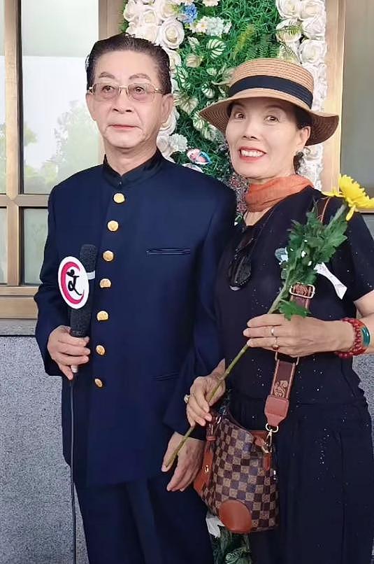 朱龙广遗体告别仪式!灵堂遗照曝光,六小龄童王伯昭现身送别(组图) - 13