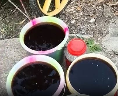 四川运油车侧翻后大量村民提壶“捡油”！官方：流到河里就浪费了（视频/组图） - 5