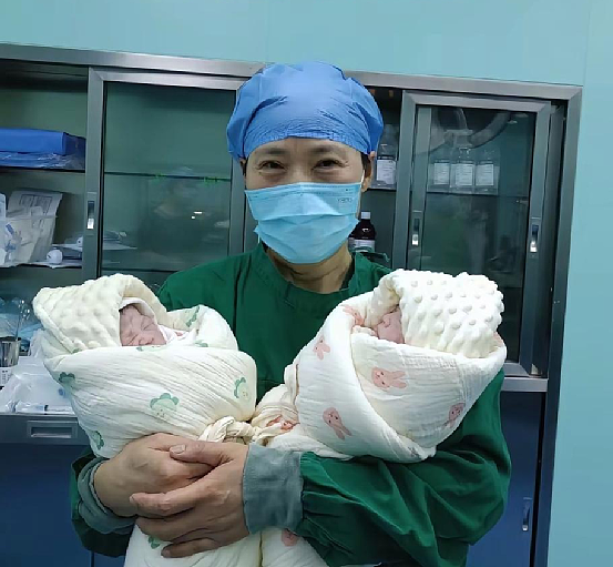 因为生不出男孩,他们逼死了妇产科医生(组图) - 11