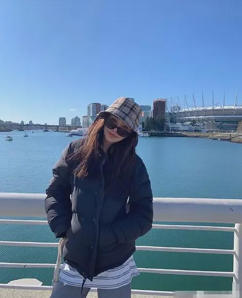 王祖贤素颜买菜被偶遇！穿短裤、拖鞋，不戴口罩！58岁真实状态疯传（组图） - 11