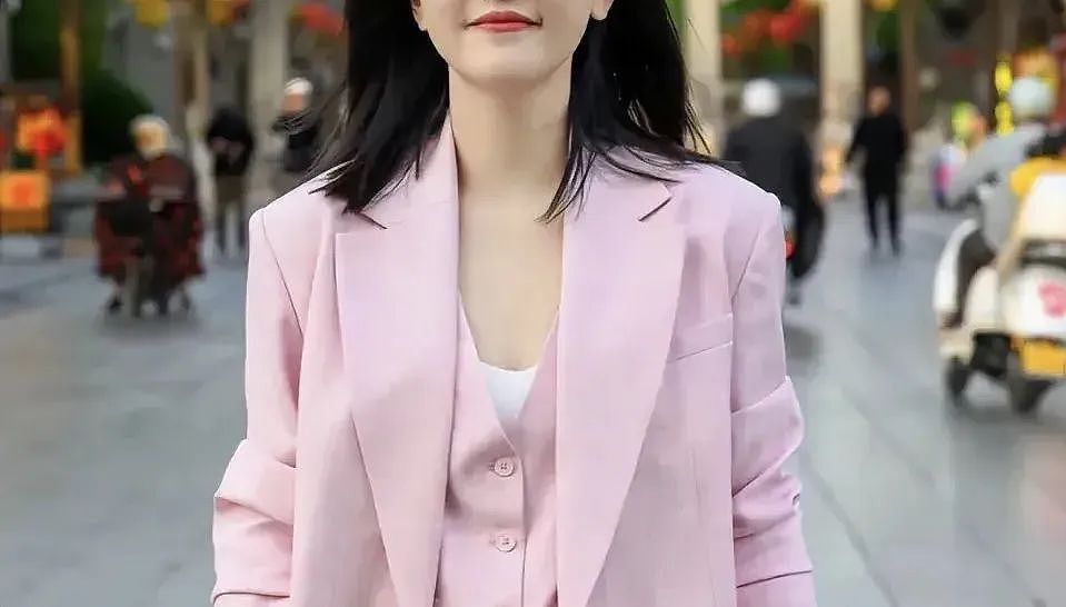 离了婚却比结婚时更黏糊?这对明星夫妻的操作让人看不懂(组图) - 3