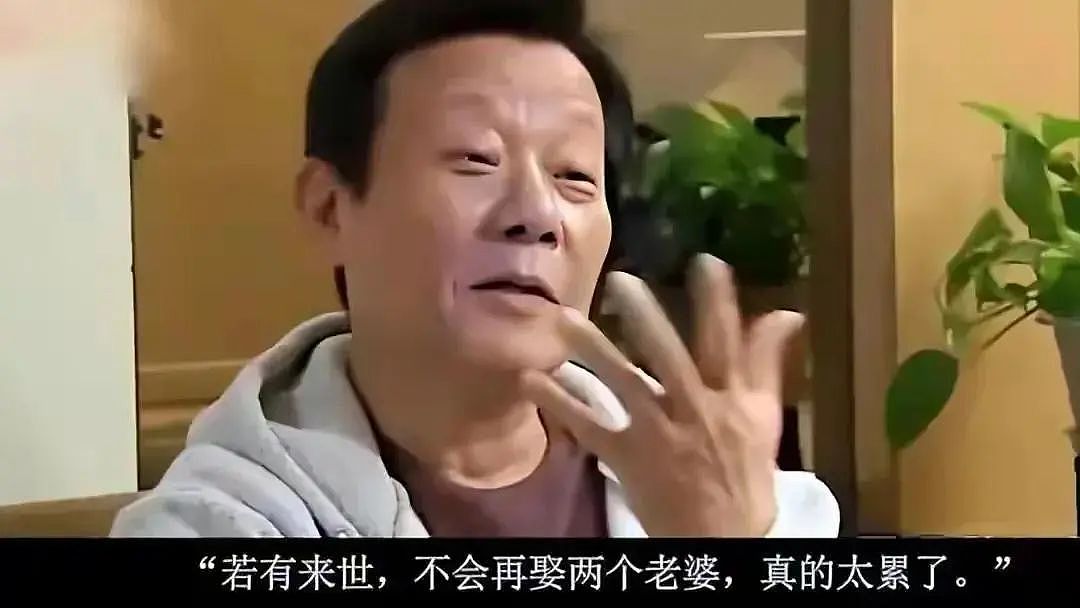 知名男星又娶二奶！大小老婆同住一屋，出轨妖艳女演员，60岁被曝偷养三奶？（组图） - 20