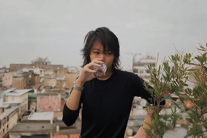 快30岁的窦靖童 ,终于吃苦头了(组图) - 1