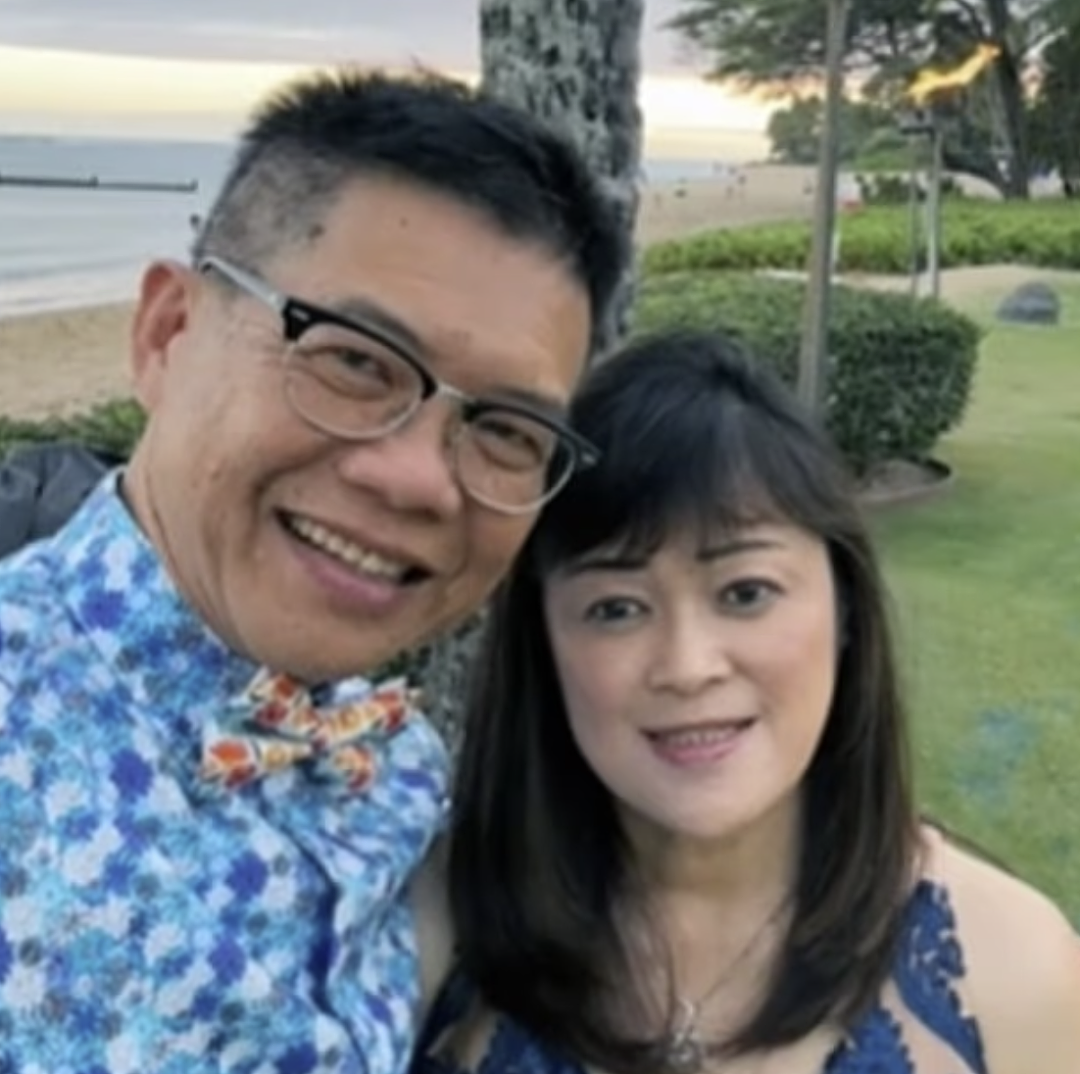 恐怖!知名华裔女医惨遭平底锅殴打,毁容骨折再焚尸,百万豪宅烧成废墟,精英移民家庭崩塌(组图) - 1