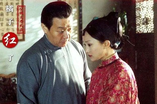 知名男星又娶二奶！大小老婆同住一屋，出轨妖艳女演员，60岁被曝偷养三奶？（组图） - 5