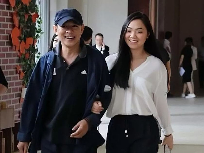 李连杰宣布37岁大女儿结婚，送价值30万汽车做嫁妆（组图） - 8