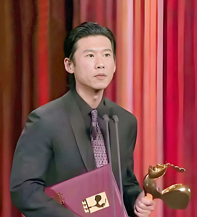 《南京照相馆》主演曾胖到200斤,多次被导演刁难(组图) - 6