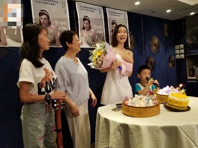 TVB女星公开老公！怀富商孩子被退婚，否认出轨勾神秘大佬，今曝光爱人身份超震惊（组图） - 3