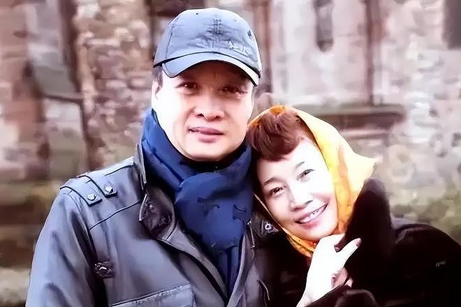 阎维文晚节不保,67岁开演唱会捞金,恶评如潮,他却扬言回报家乡(组图) - 22