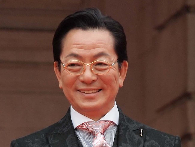 日本“最富独生女”要嫁杀猪盘法制糊咖？独享明星父母亿万财富却未婚先孕死守渣男，网友：没苦硬吃（组图） - 14