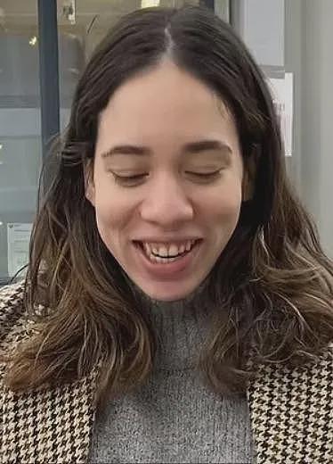 她孕前还像娃娃脸大学生，孕后直接毁容，全脸长痘！这是一个人（组图） - 23
