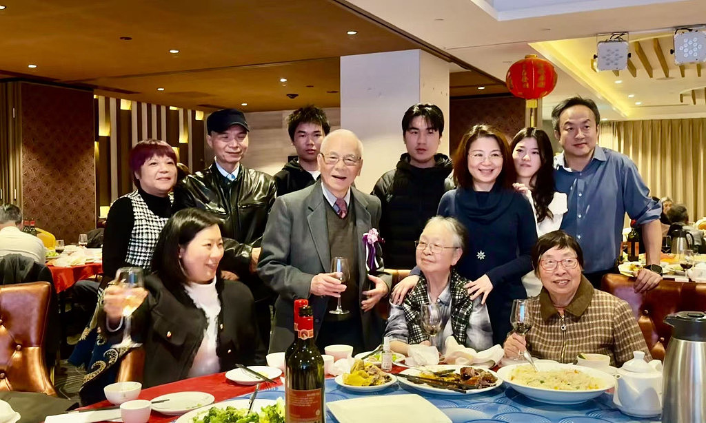 寿诞欣逢双吉日,松声竹韵晋时风,何与怀博士85华诞隆重举行(组图) - 10