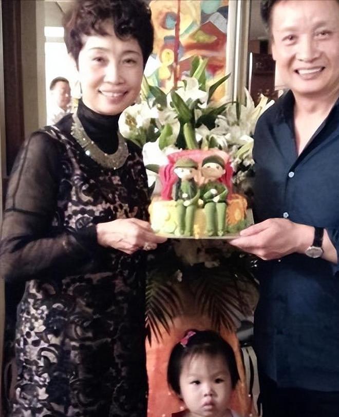 阎维文晚节不保,67岁开演唱会捞金,恶评如潮,他却扬言回报家乡(组图) - 20