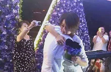 董子健孙怡被喊话:曾大秀恩爱的BE夫妇们,过期糖多甜如今就多苦(组图) - 38