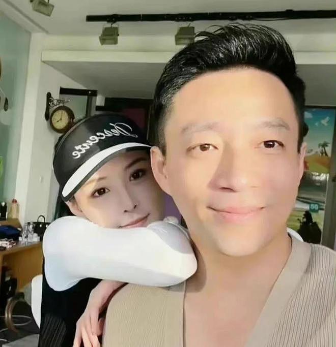 董子健孙怡被喊话:曾大秀恩爱的BE夫妇们,过期糖多甜如今就多苦(组图) - 53