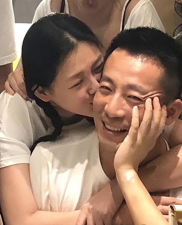 董子健孙怡被喊话:曾大秀恩爱的BE夫妇们,过期糖多甜如今就多苦(组图) - 45