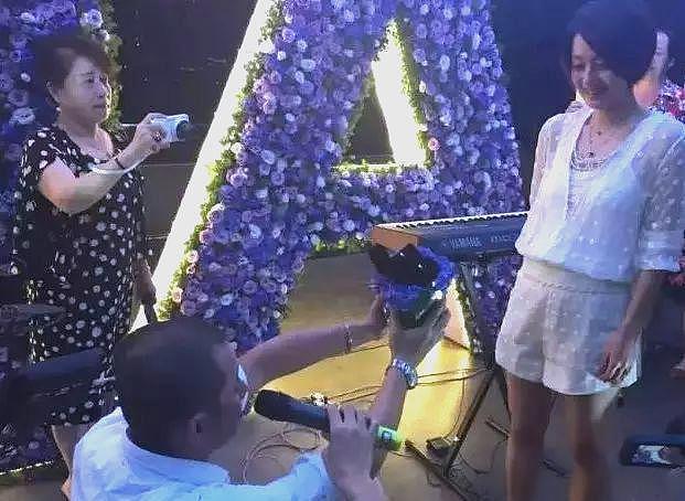 董子健孙怡被喊话:曾大秀恩爱的BE夫妇们,过期糖多甜如今就多苦(组图) - 39