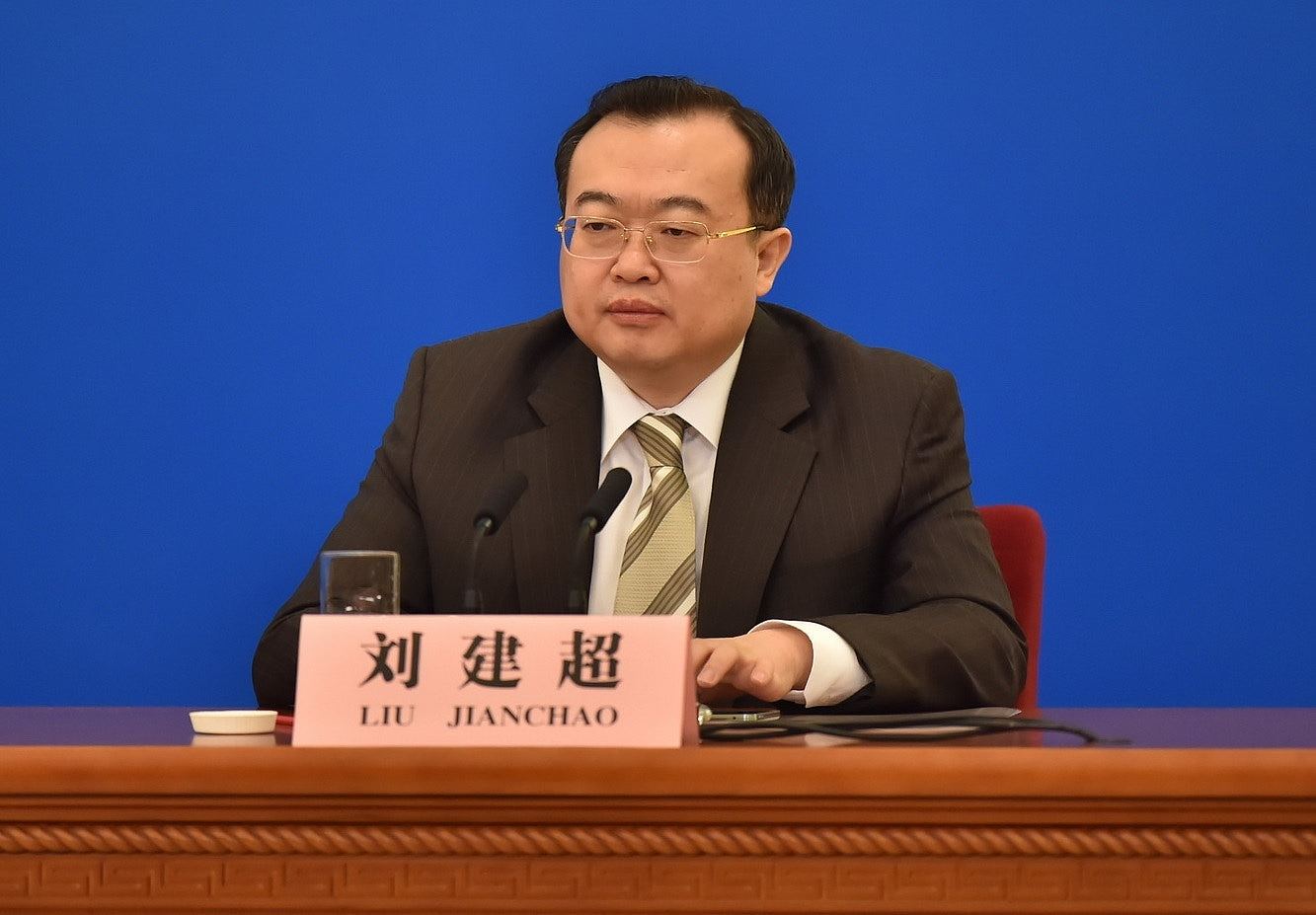 华尔街日报:中联部部长刘建超被带走调查,原为接替秦刚热门人选(组图) - 5