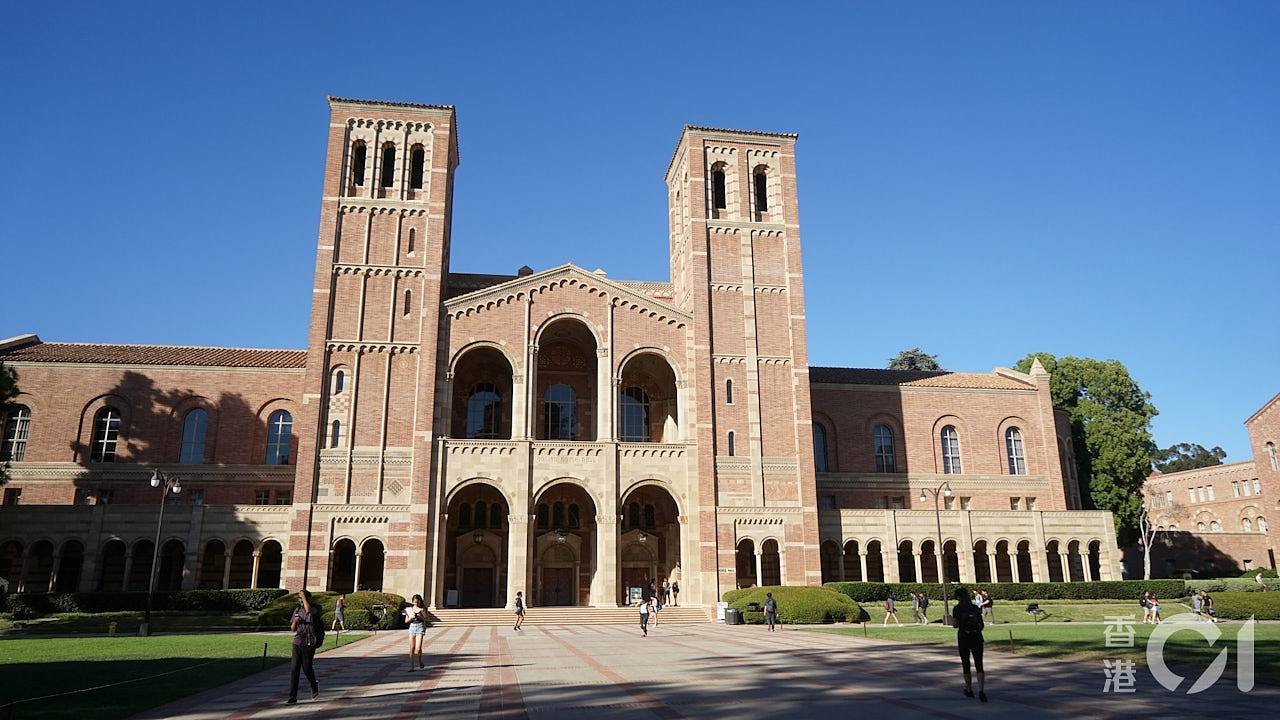 男子以假换真，盗走美国UCLA图书馆中文古籍，疑多次携到中国断正（组图） - 1