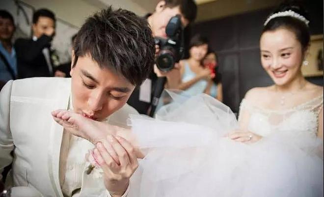 董子健孙怡被喊话:曾大秀恩爱的BE夫妇们,过期糖多甜如今就多苦(组图) - 57
