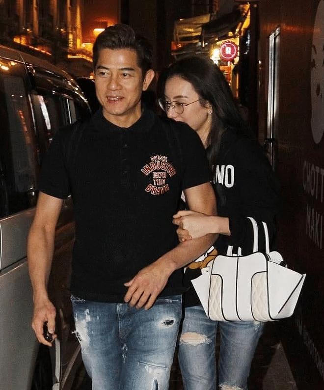 “天王嫂”境遇大不同:方媛拼三胎、罗美薇4年亏了20亿?(组图) - 44