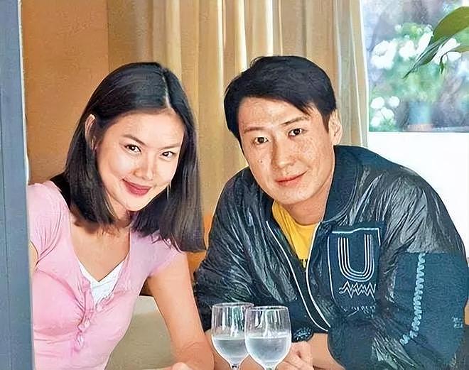 “天王嫂”境遇大不同:方媛拼三胎、罗美薇4年亏了20亿?(组图) - 3