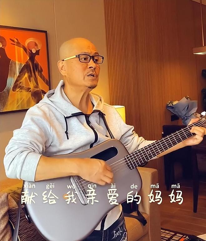 58岁著名歌手李进当爸！与小25岁娇妻拍全家福，喊话歌迷帮忙取名（组图） - 8