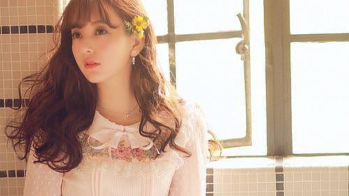“天王嫂”境遇大不同:方媛拼三胎、罗美薇4年亏了20亿?(组图) - 41