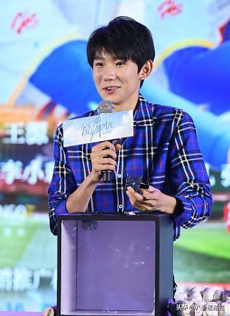 落地凤凰不如鸡,单飞8年后再看24岁王源,终究走上了陈志朋的“老路“(组图) - 4
