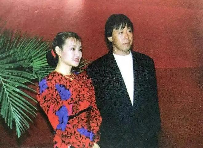 风流多情的姜文：爱过4个顶级大美人，却无一人说他坏话（组图） - 1