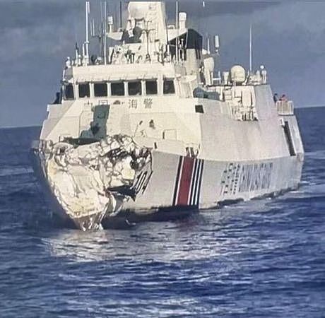 菲律宾发视频,解放军军舰撞上中国海警船!撞击瞬间曝光(视频/组图) - 1
