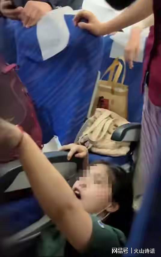 南航打人事件迎来后续!林小姐坚持不和解,打人者或面临牢狱之灾(组图) - 5