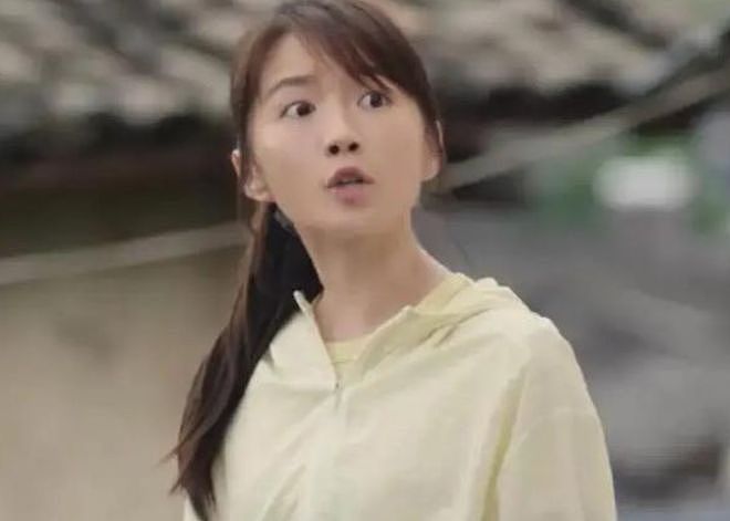 长得丑、演技差，演一部剧毁一部的5位“资源咖”，终于露馅了（组图） - 10