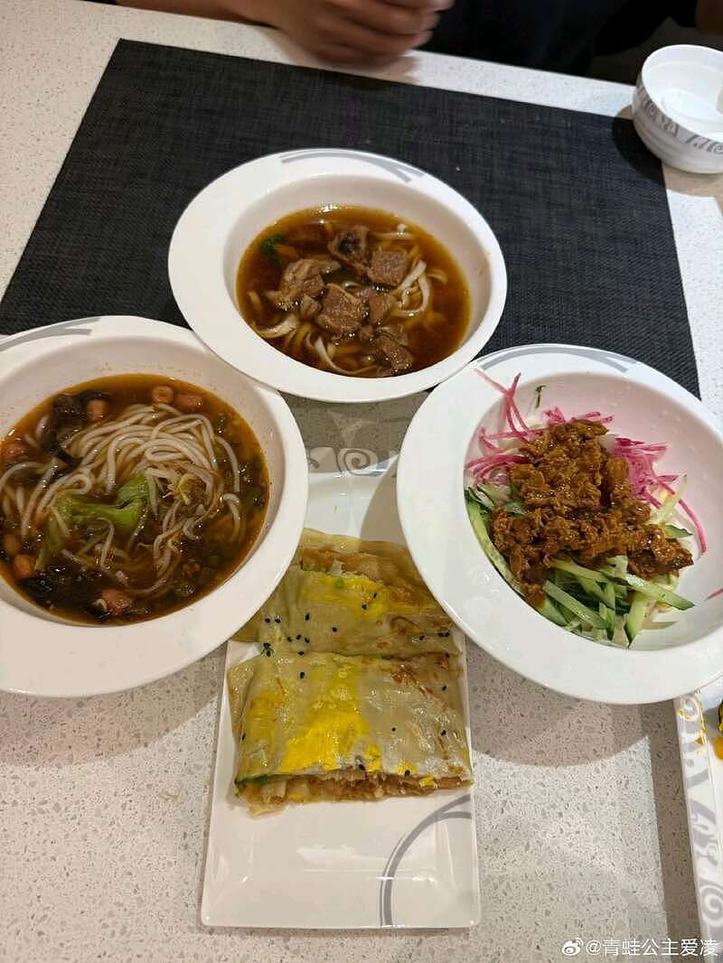 谷爱凌大喊我爱北京,晒煎饼果子炸酱面(组图) - 2