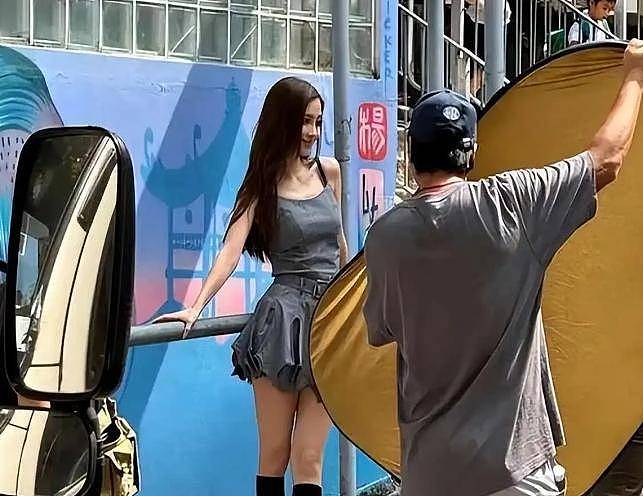 叶珂直播暗指黄晓明,杨颖与孩子受波及引众人议论(组图) - 8