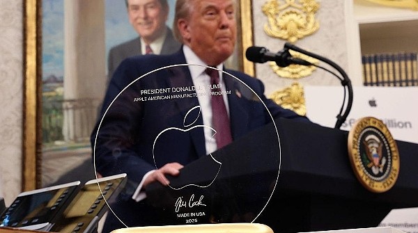 特朗普据称已签行政令,对华停征大额关税延长90天(图) - 1