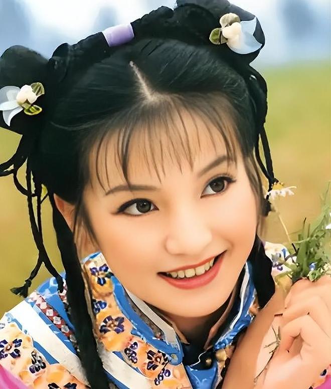 被封杀4年后，赵薇现状如何？夫离子散，被起诉已是家常便饭（组图） - 2