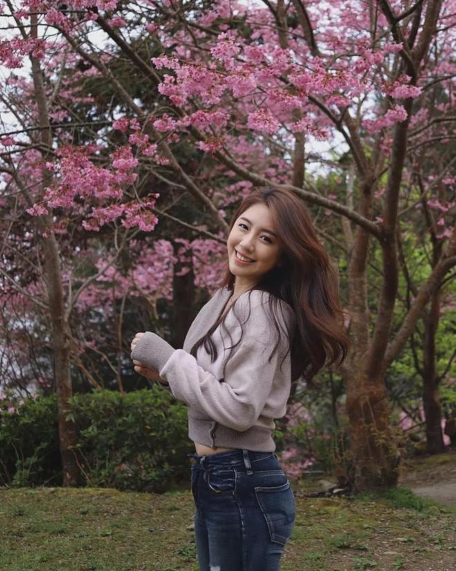【美女】顶级模特性感火辣,前凸后翘,非常养眼(组图) - 13