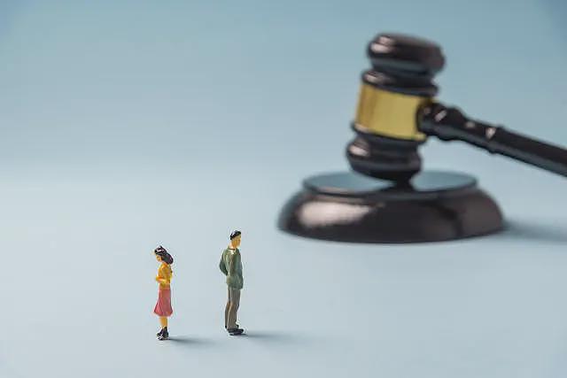 办婚礼后同居近1年无夫妻之实，被判返还18万彩礼（图） - 1