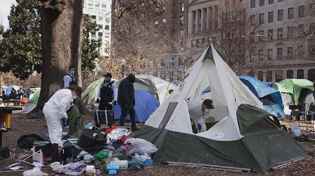特朗普要求无家可归者“立即”搬离华盛顿特区（图） - 1