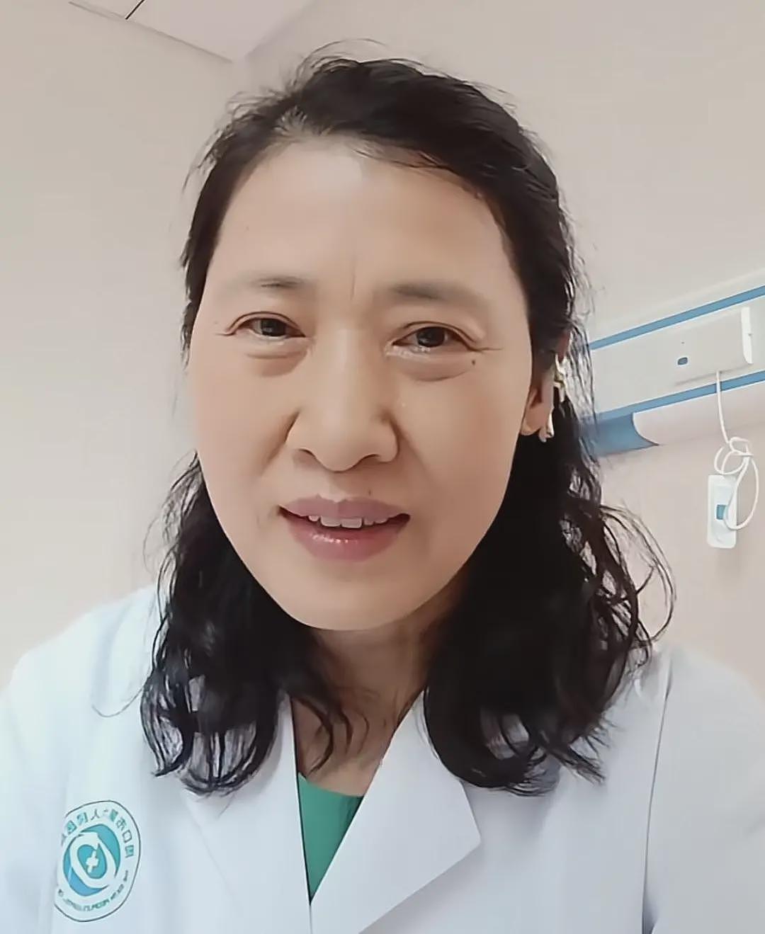 媒体：邵医生走了，留下一堵“哭墙”...（组图） - 4