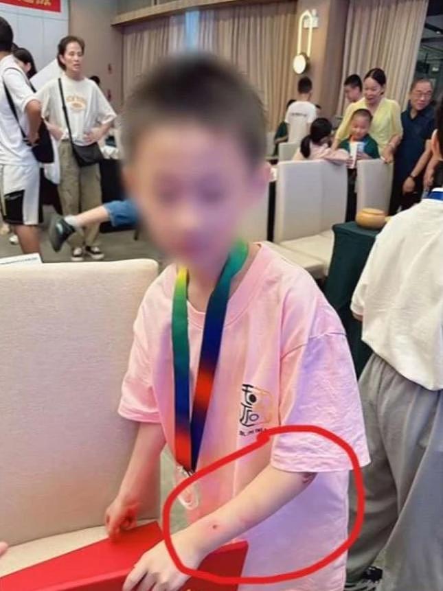 郎朗的成功学:棍棒之下,无处可逃的神童们(组图) - 24