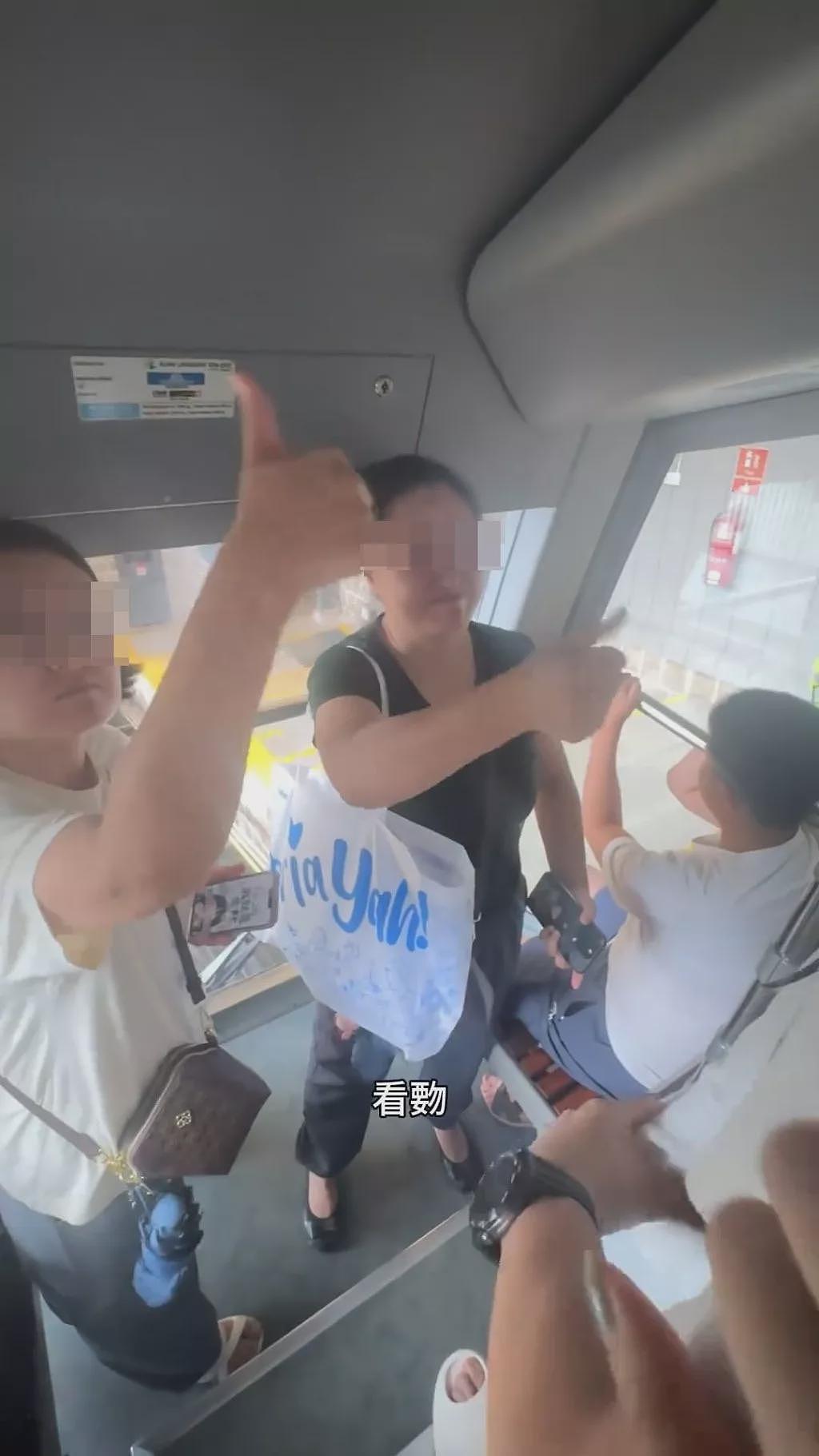 “上海人是全国出了名的没素质!”两名中国游客海外旅游为抢缆车观光位置爆骂战,网友调侃“京沪大战”(视频/组图) - 6